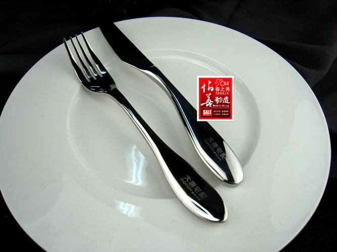 【定制骨瓷餐具盘子加工 餐具加logo 定制礼品 工厂直销批发代理】定
